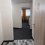 за гости 